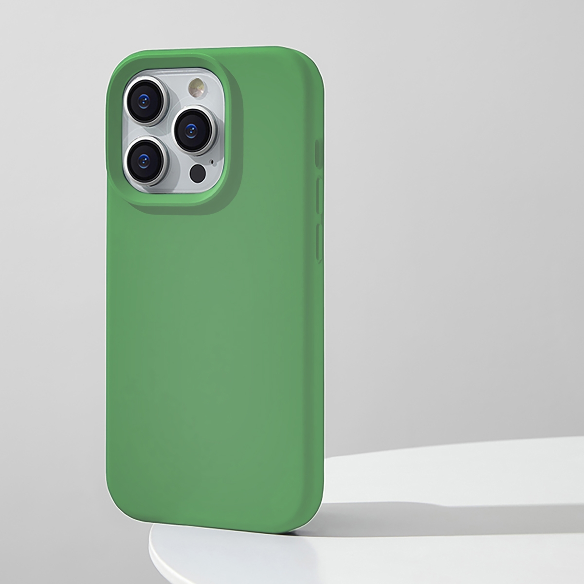 Silicone Case with MagSafe for iPhone 13 Pro - Green