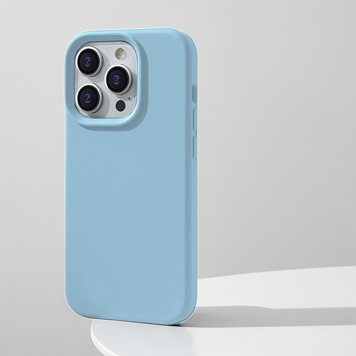 Silicone Case with MagSafe for iPhone 16 Pro Max - Light Blue